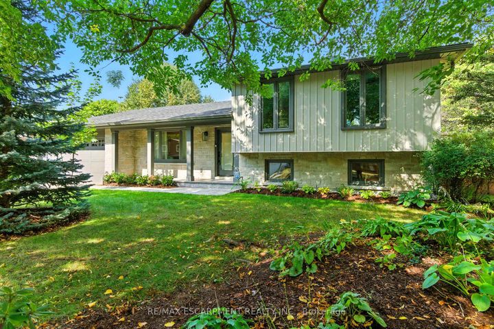 Photo 1 at 535 Vanguard Crescent, WO West, Oakville