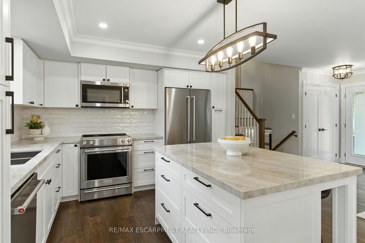 Photo 11 at 535 Vanguard Crescent, WO West, Oakville
