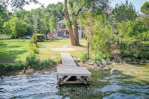 Photo 2 at 429 North Lake Road, Oak Ridges Lake Wilcox, Richmond Hill