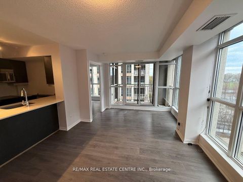 Photo 4 at 709 - 35 Bastion Street, Niagara, Toronto