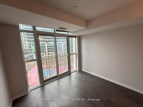 Photo 12 at 709 - 35 Bastion Street, Niagara, Toronto
