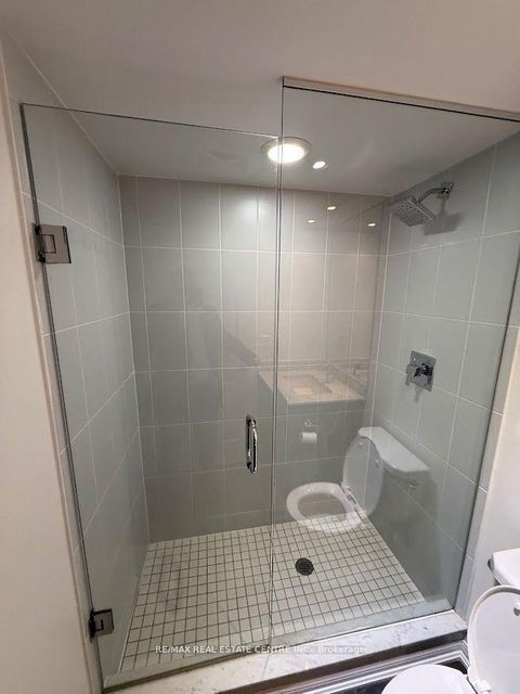 Photo 14 at 709 - 35 Bastion Street, Niagara, Toronto