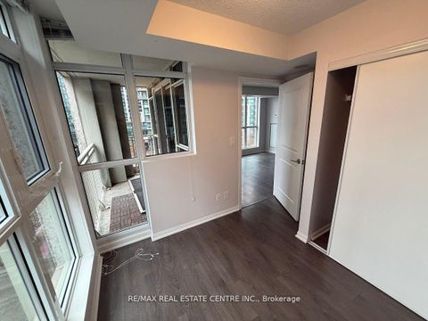 Photo 16 at 709 - 35 Bastion Street, Niagara, Toronto