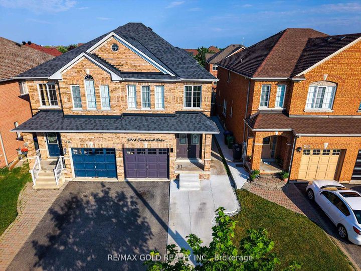 Photo 3 at 3218 Camberwell Drive, Churchill Meadows, Mississauga