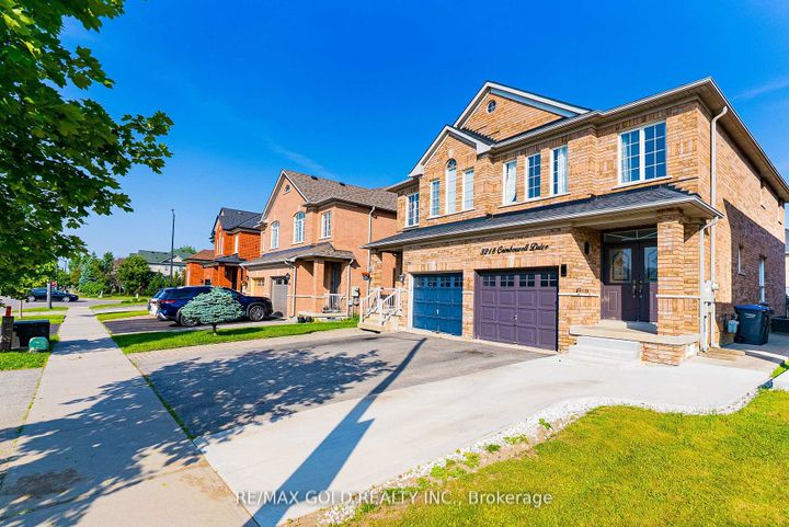 Photo 5 at 3218 Camberwell Drive, Churchill Meadows, Mississauga