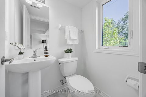 Photo 5 at 105 Pidgeon Street, Birchmount, Toronto