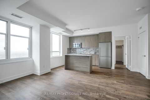 Photo 7 at 4332 - 5 Mabelle Avenue, City Centre West, Toronto