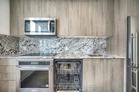 Photo 17 at 4332 - 5 Mabelle Avenue, City Centre West, Toronto
