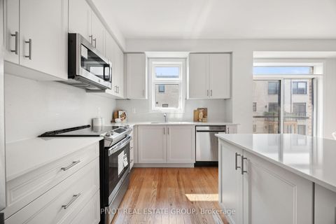 Photo 19 at 26 Danielle Moore Circle, Bendale, Toronto