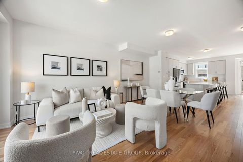 Photo 23 at 26 Danielle Moore Circle, Bendale, Toronto