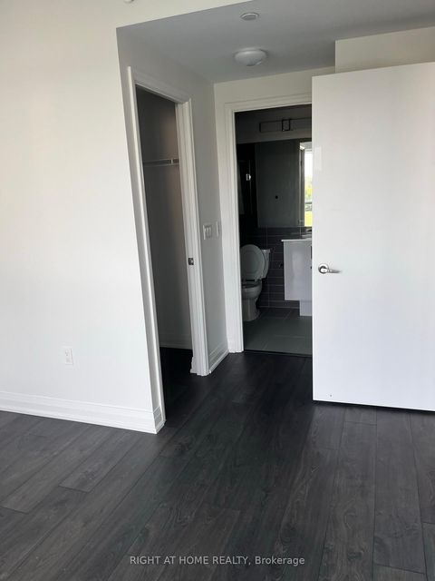 Photo 4 at 415 - 10 Gibbs Road, City Centre West, Toronto
