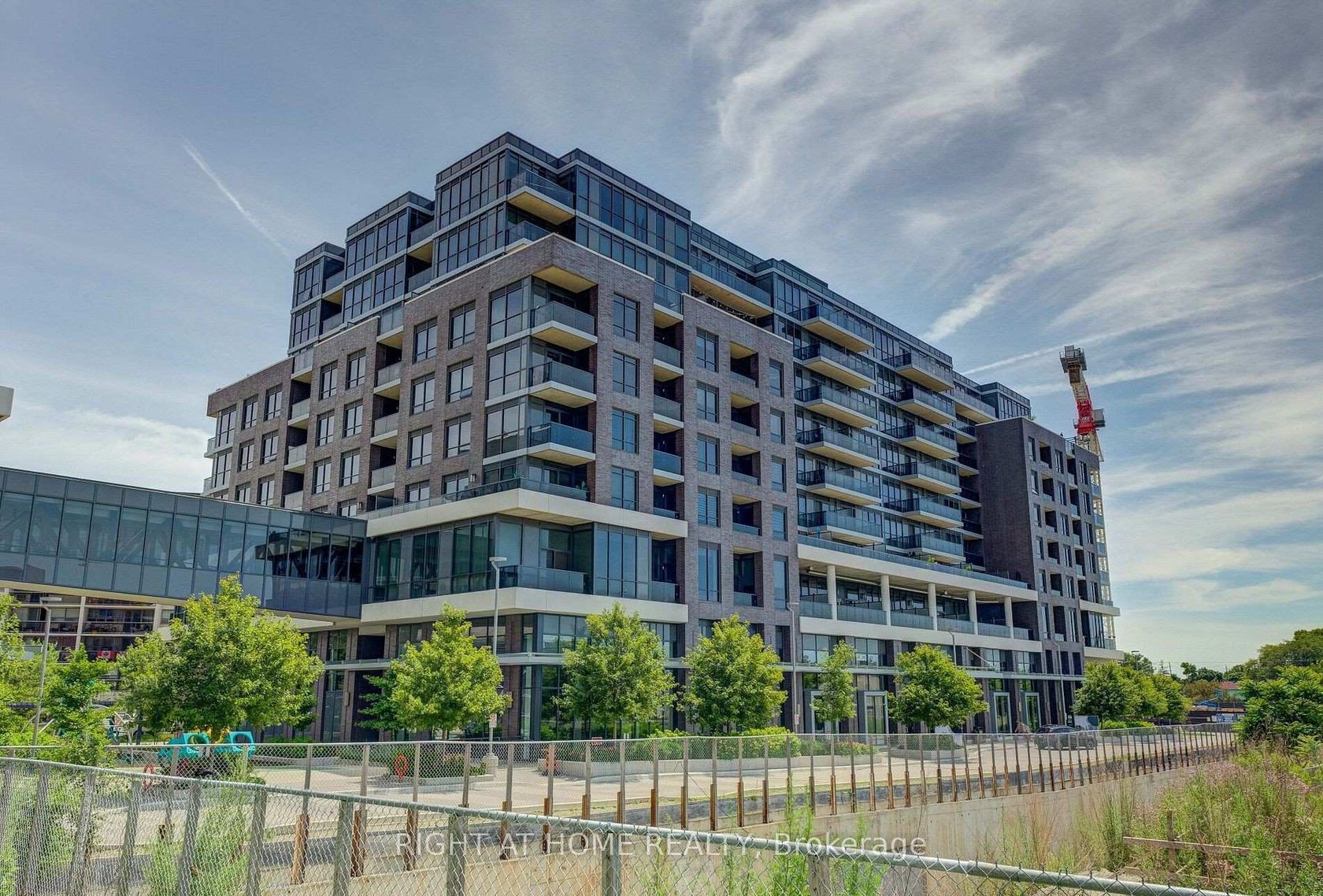 415 - 10 Gibbs Road, City Centre West, Toronto by Loree Meneguzzi Real Estate 415 - 10 Gibbs Road, City Centre West, Toronto
