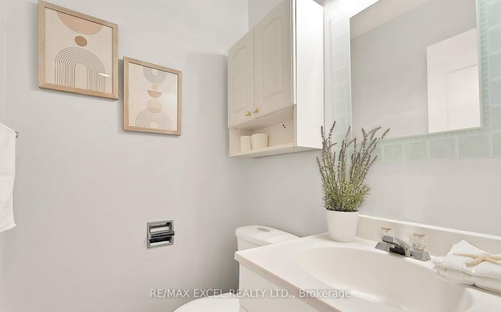 Photo 6 at 11 Stonedale Placeway, Don Mills, Toronto