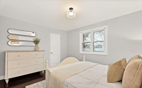 Photo 7 at 11 Stonedale Placeway, Don Mills, Toronto