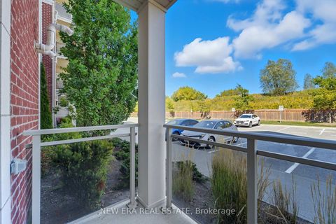 Photo 14 at 120 - 80 Aspen Springs Drive, Bowmanville, Clarington