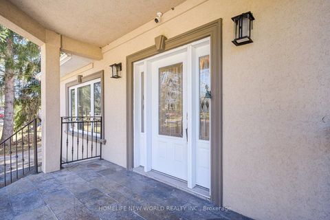 Photo 8 at 215 Willow Drive, Keswick South, Georgina