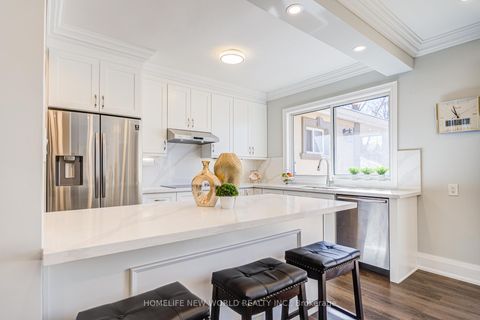 Photo 17 at 215 Willow Drive, Keswick South, Georgina