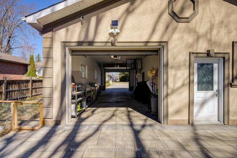 Photo 38 at 215 Willow Drive, Keswick South, Georgina