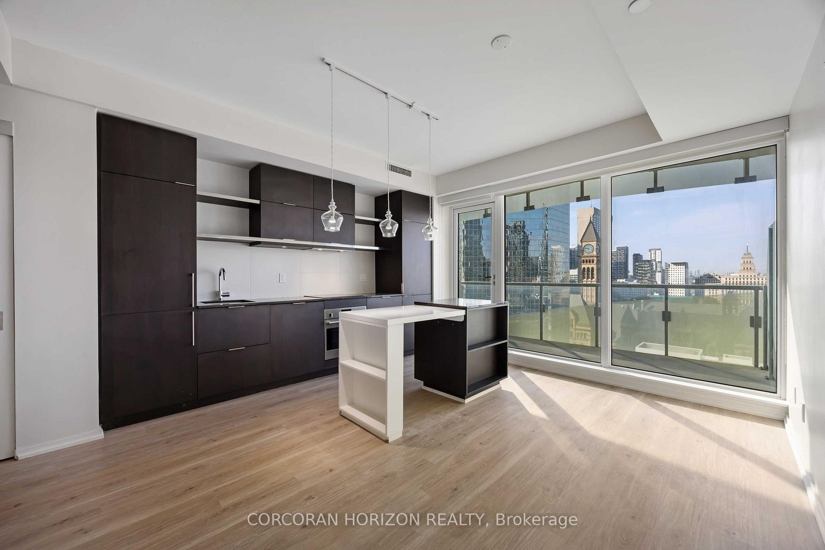 1411 - 197 Yonge Street, Yonge Corridor, Toronto 