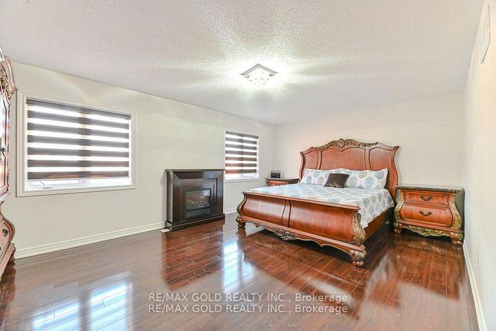 Photo 21 at 9 Natronia Trail, Bram East, Brampton