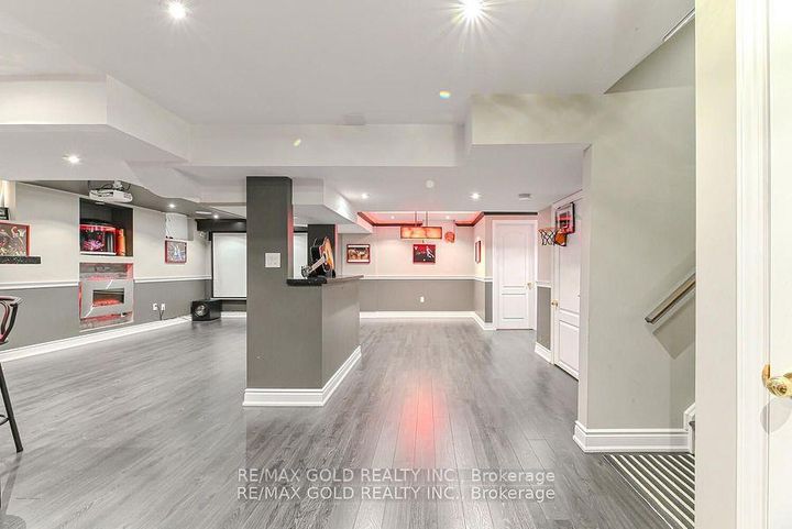 Photo 34 at 9 Natronia Trail, Bram East, Brampton