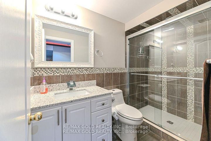 Photo 42 at 9 Natronia Trail, Bram East, Brampton