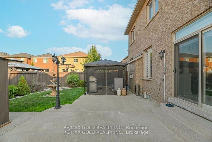 Photo 45 at 9 Natronia Trail, Bram East, Brampton