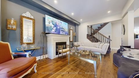Photo 13 at 36 Allison Ann Way, Patterson, Vaughan