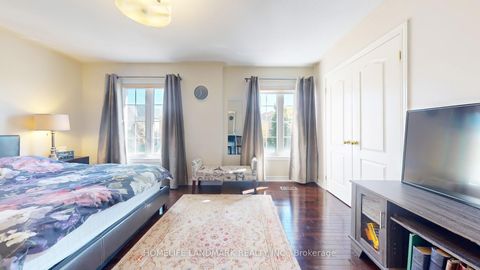 Photo 22 at 36 Allison Ann Way, Patterson, Vaughan