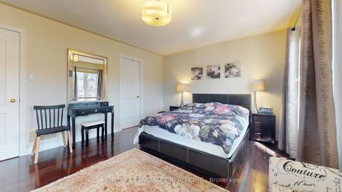 Photo 23 at 36 Allison Ann Way, Patterson, Vaughan