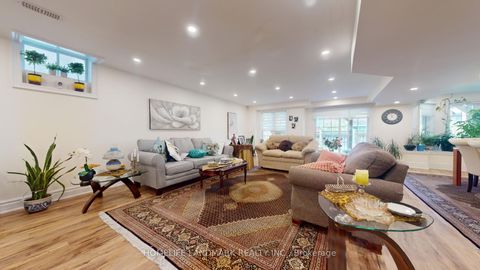 Photo 30 at 36 Allison Ann Way, Patterson, Vaughan