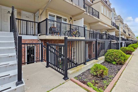 Photo 2 at 1028 - 3045 Finch Avenue W, Humbermede, Toronto