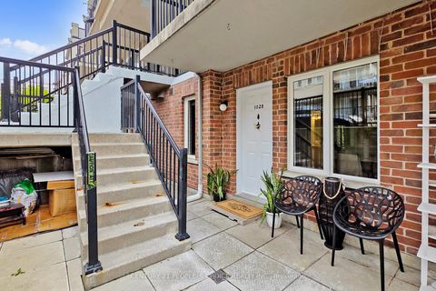Photo 3 at 1028 - 3045 Finch Avenue W, Humbermede, Toronto