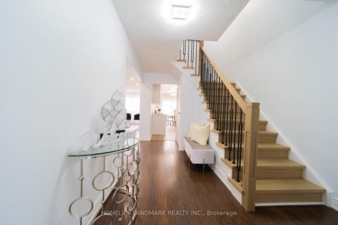 Photo 2 at 39 - 1230 Kirstie Court, CP College Park, Oakville