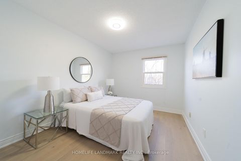Photo 13 at 39 - 1230 Kirstie Court, CP College Park, Oakville