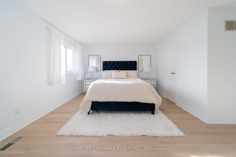 Photo 18 at 39 - 1230 Kirstie Court, CP College Park, Oakville