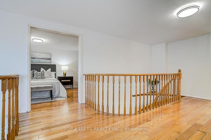 Photo 16 at 88 Darby Court, Rouge E11, Toronto