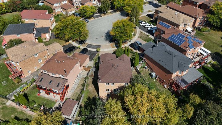 Photo 33 at 88 Darby Court, Rouge E11, Toronto