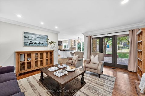 Photo 22 at 2 Aukland Lane, King City, King