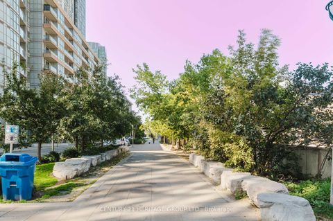 Photo 7 at 3506 - 15 Iceboat Terrace, Waterfront Communities C1, Toronto