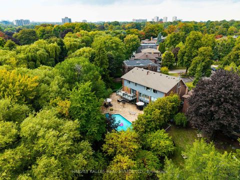 Photo 3 at 30 Neilor Crescent, Markland Wood, Toronto