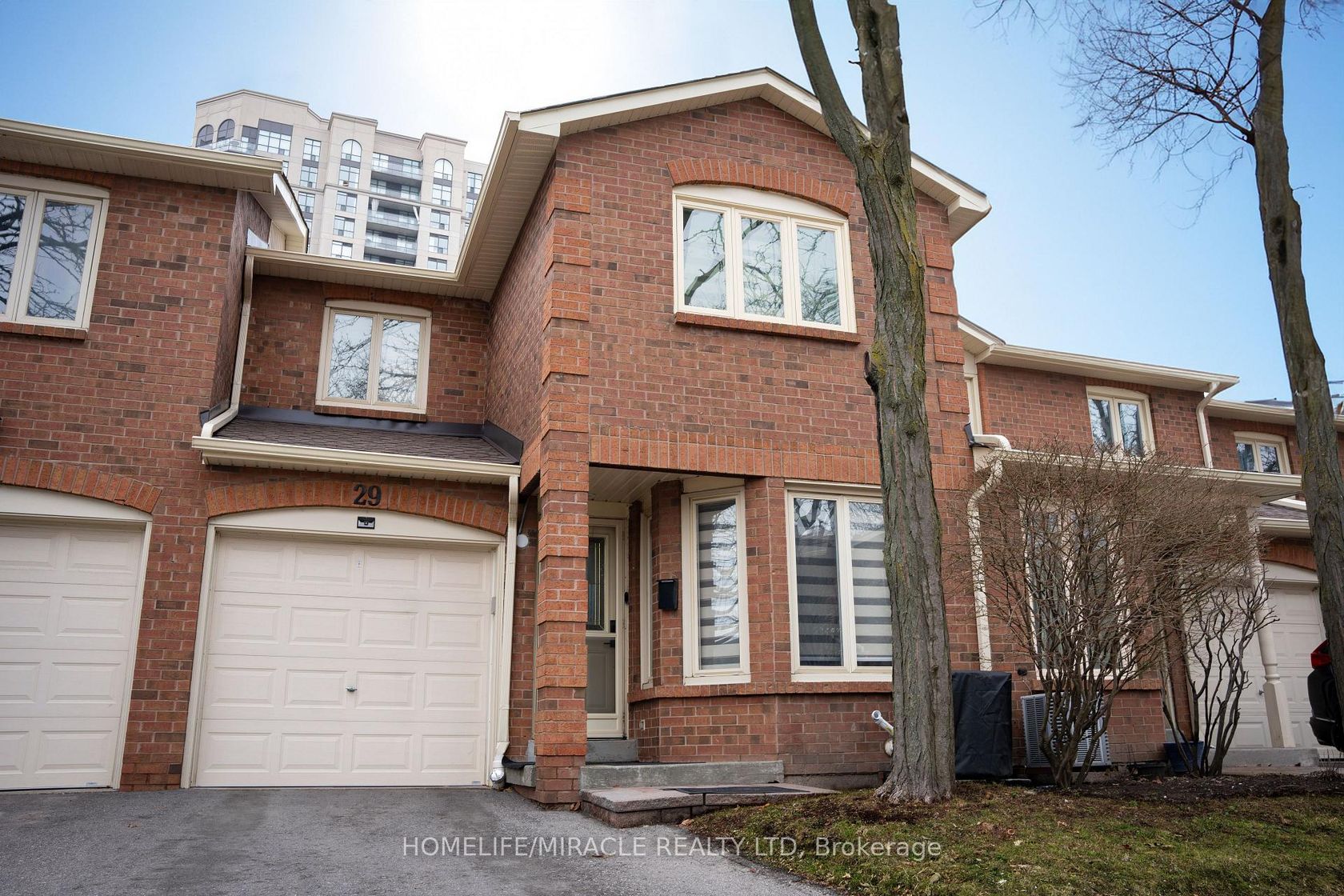 29 - 5020 Delaware Drive, Hurontario, Mississauga 
