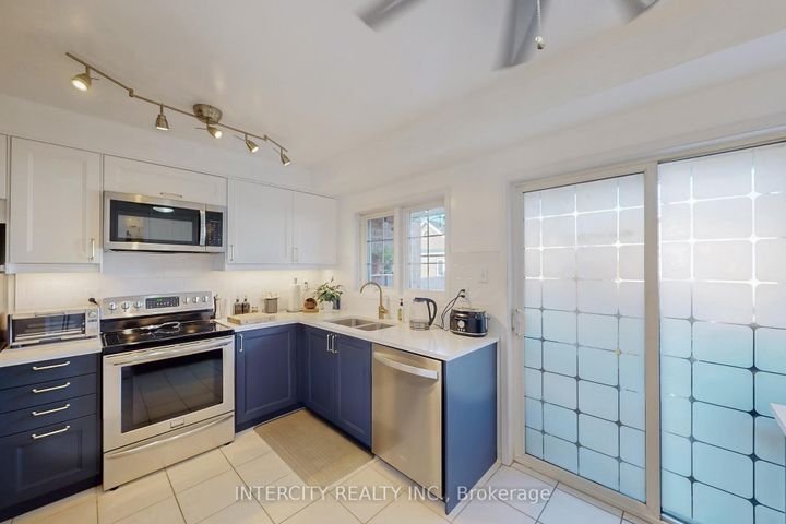Photo 20 at 29 Birdstone Crescent, Junction Area, Toronto
