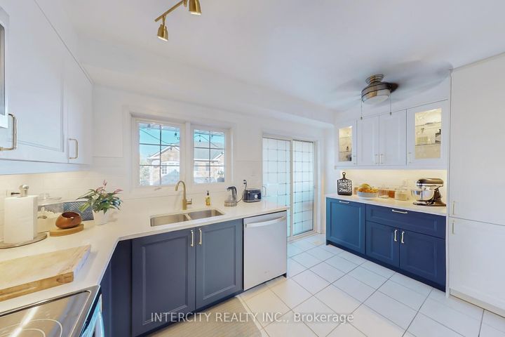 Photo 23 at 29 Birdstone Crescent, Junction Area, Toronto
