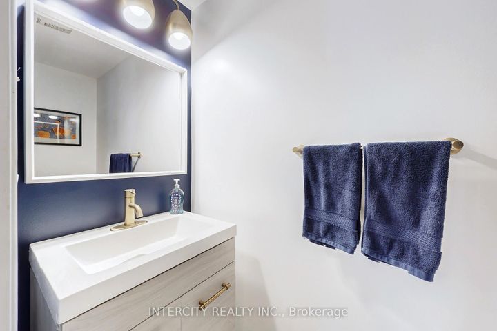 Photo 24 at 29 Birdstone Crescent, Junction Area, Toronto