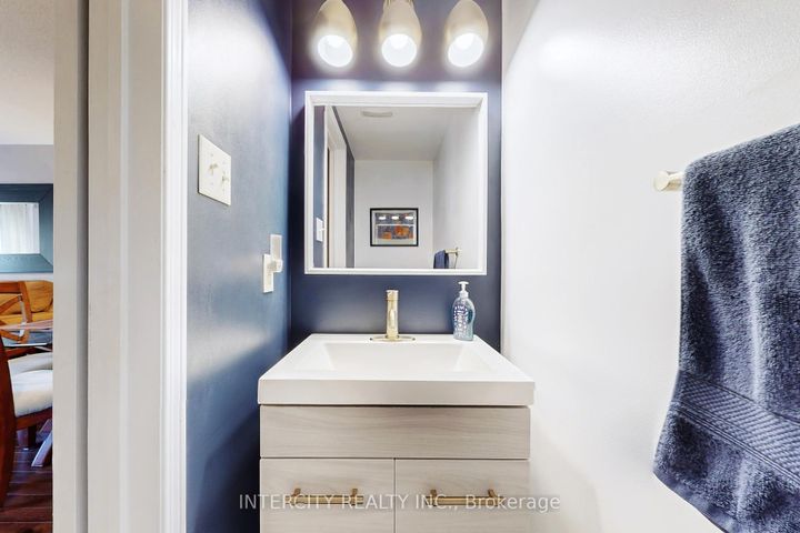 Photo 25 at 29 Birdstone Crescent, Junction Area, Toronto