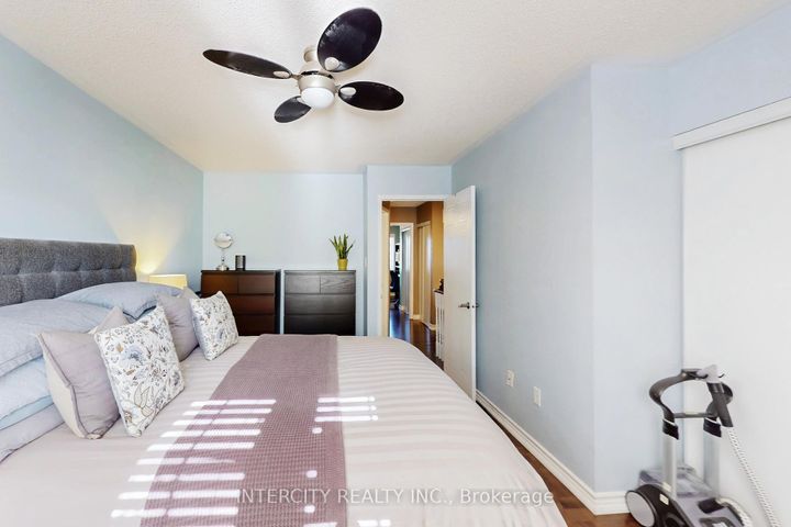 Photo 31 at 29 Birdstone Crescent, Junction Area, Toronto
