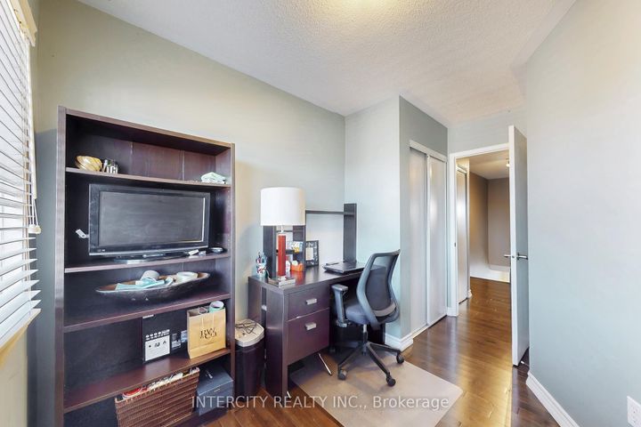 Photo 35 at 29 Birdstone Crescent, Junction Area, Toronto