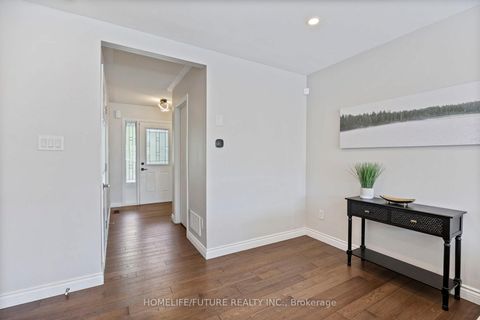 Photo 7 at 1392 Glaspell Crescent, Pinecrest, Oshawa