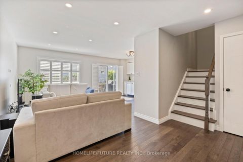 Photo 9 at 1392 Glaspell Crescent, Pinecrest, Oshawa